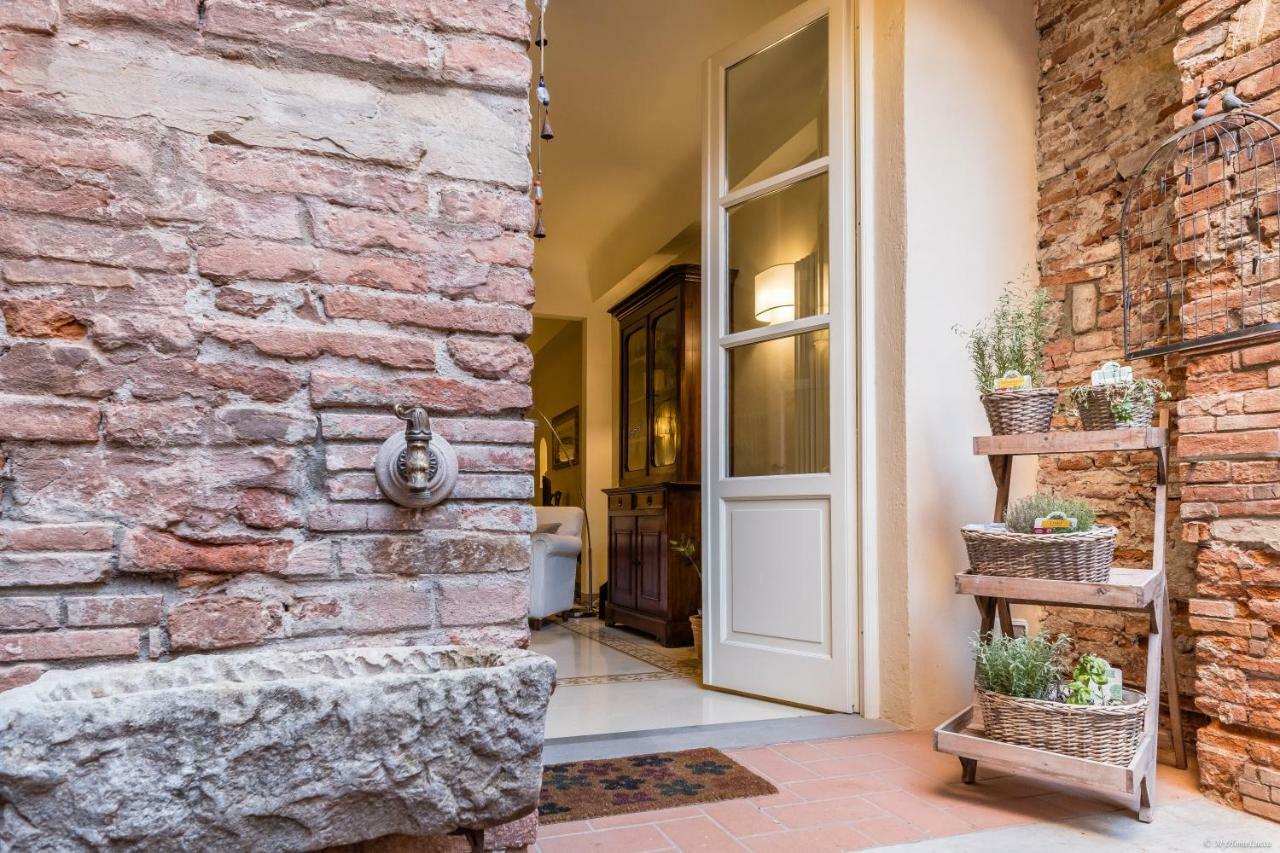 La Delizia Central Apartment Лука Екстериор снимка