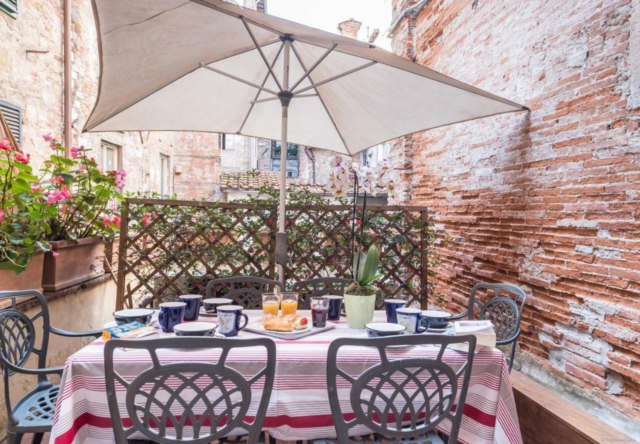 La Delizia Central Apartment Лука Екстериор снимка